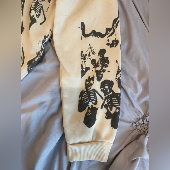 Travis Fragment Full-Zip - Picture 2 of 10